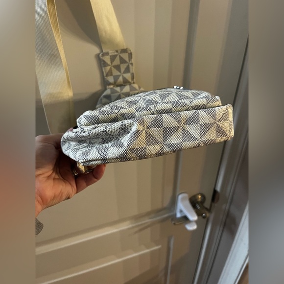 Unbranded crossbody - Picture 7 of 7